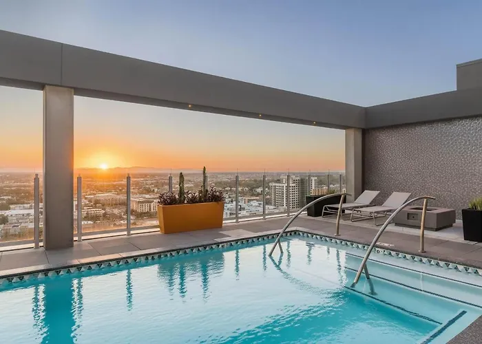 Apartment Boulevard 1br Sky-loft Pool Gym Parking *