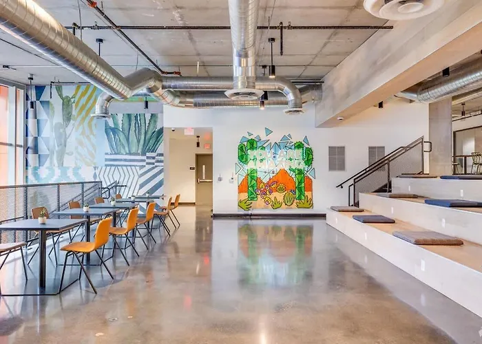 Boulevard 1br Sky-loft Pool Gym Parking Apartment Phoenix